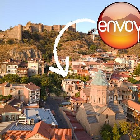 Envoy Hostel And Tours Tbilisi Exteriör bild